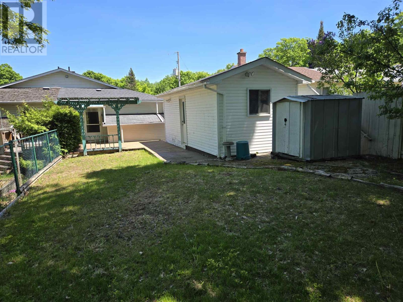 71 Lawrence Ave, Elliot Lake, Ontario  P5A 3R1 - Photo 36 - SM261357