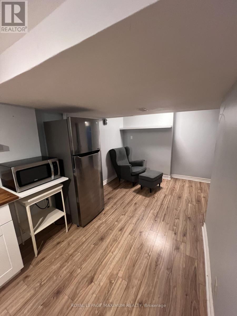 Bsmt #1 - 16 Langholm Drive, Toronto, Ontario  M3M 2R6 - Photo 3 - W13414606