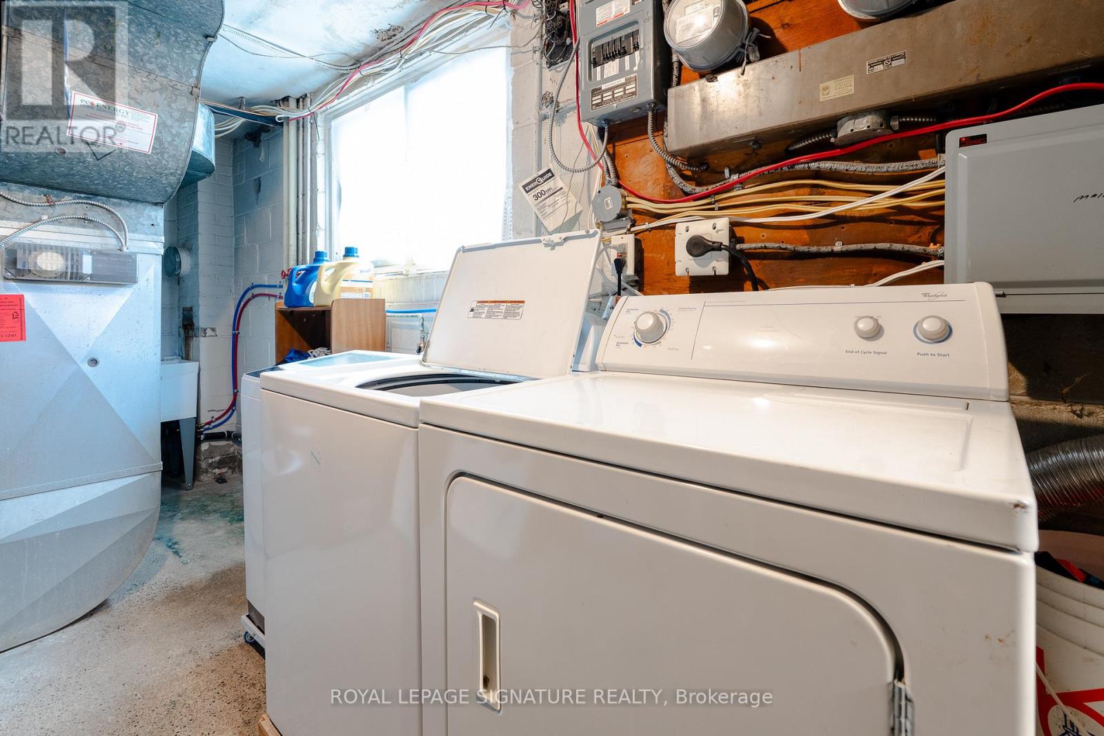 83 Caledonia Road, Toronto, Ontario  M6E 4S3 - Photo 17 - W13414676