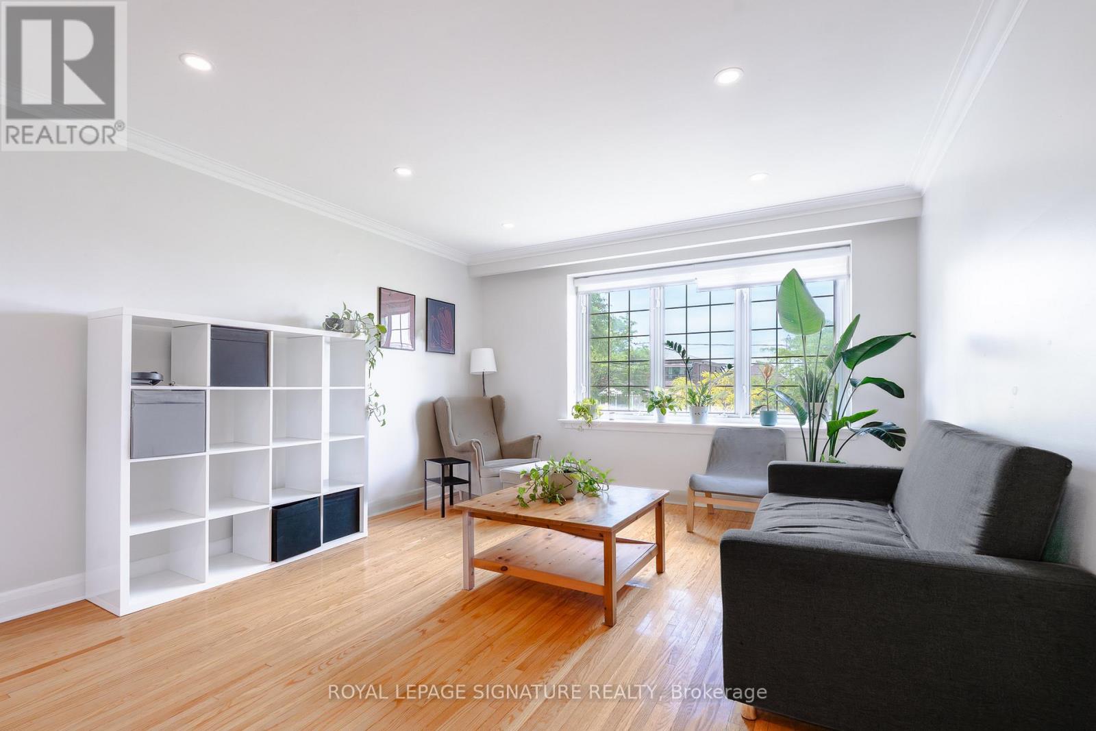 83 Caledonia Road, Toronto, Ontario  M6E 4S3 - Photo 4 - W13414676