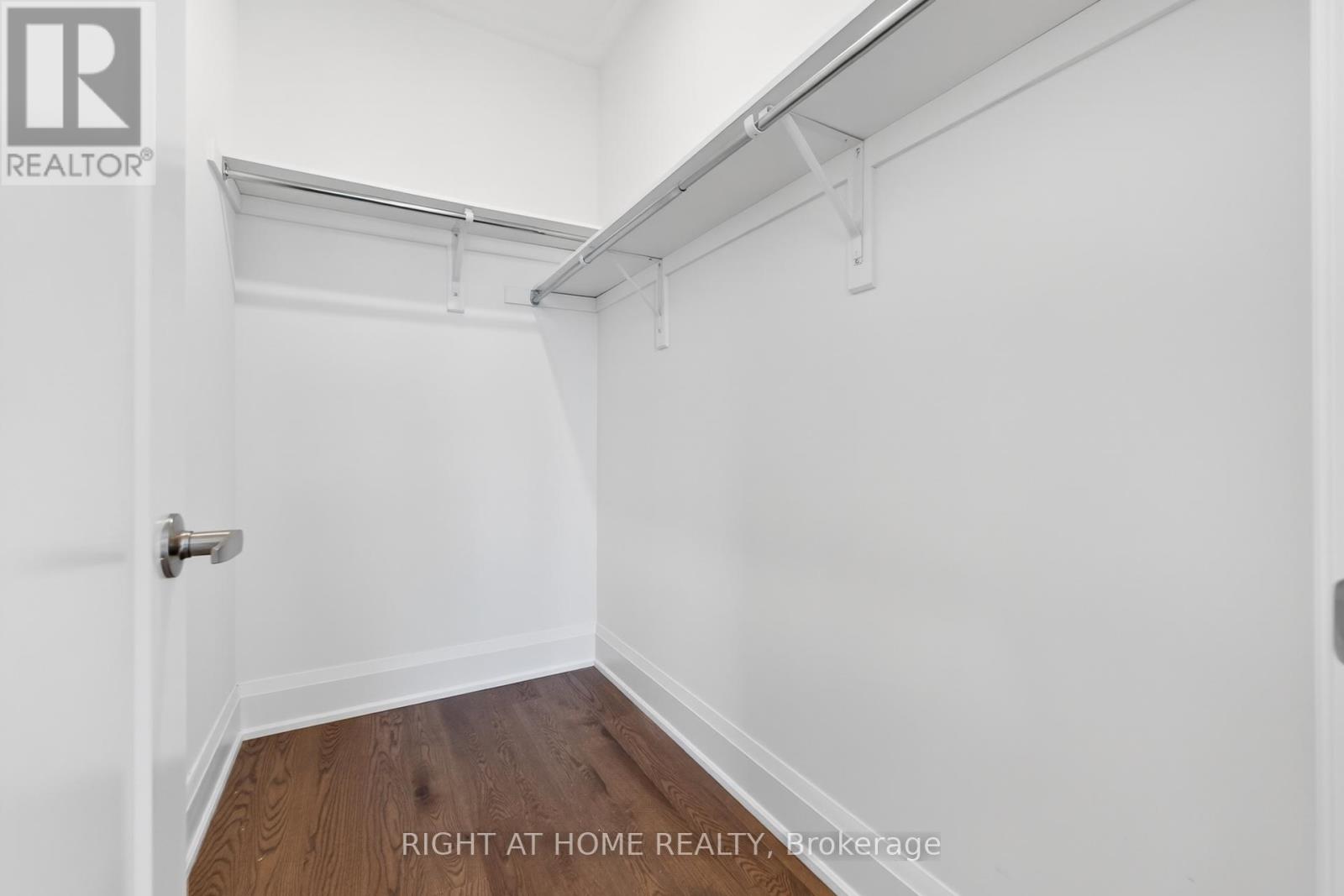 3311 Azam Way, Oakville, Ontario  L6M 5S2 - Photo 15 - W13414736