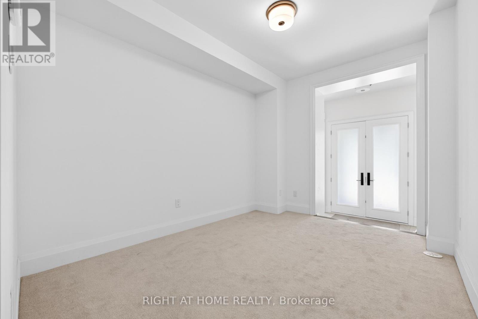 3311 Azam Way, Oakville, Ontario  L6M 5S2 - Photo 4 - W13414736