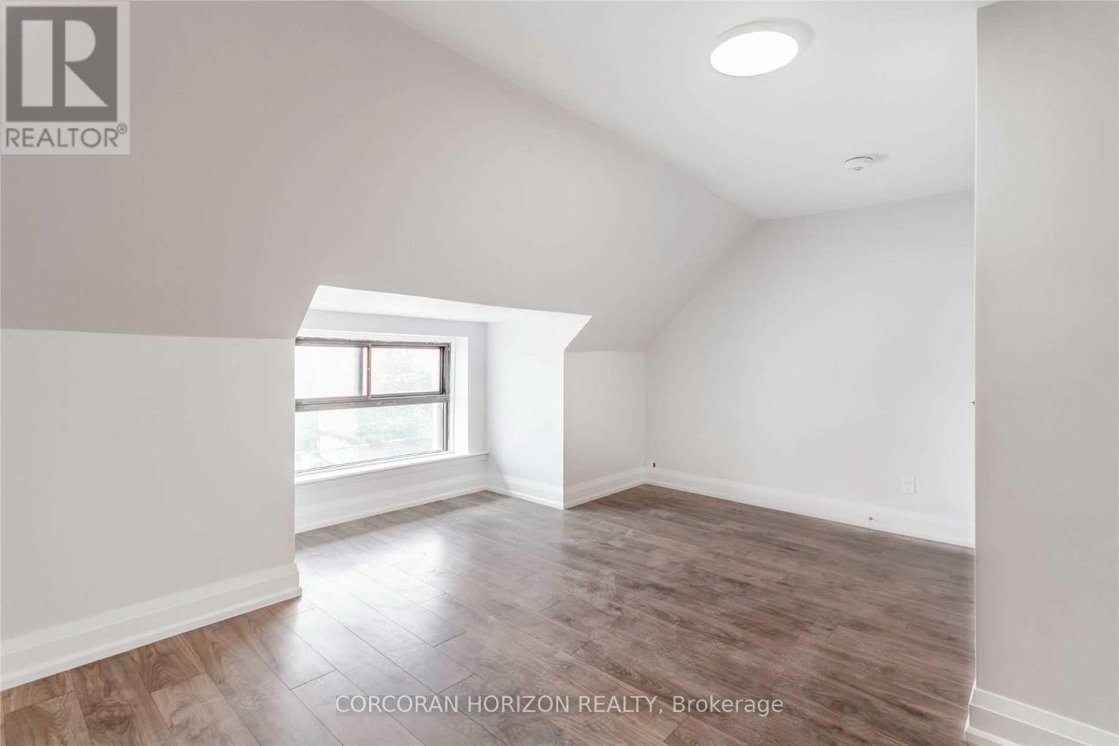2261 Dundas Street W, Toronto, Ontario  M6R 1X6 - Photo 23 - W13414740