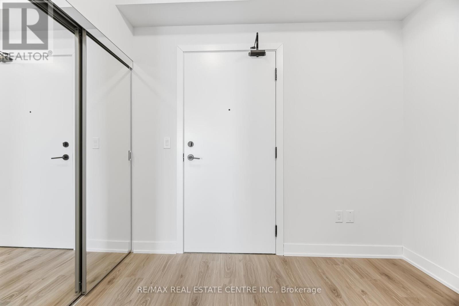 1402 - 4130 Parkside Village Drive, Mississauga, Ontario  L5B 3M8 - Photo 7 - W13414918