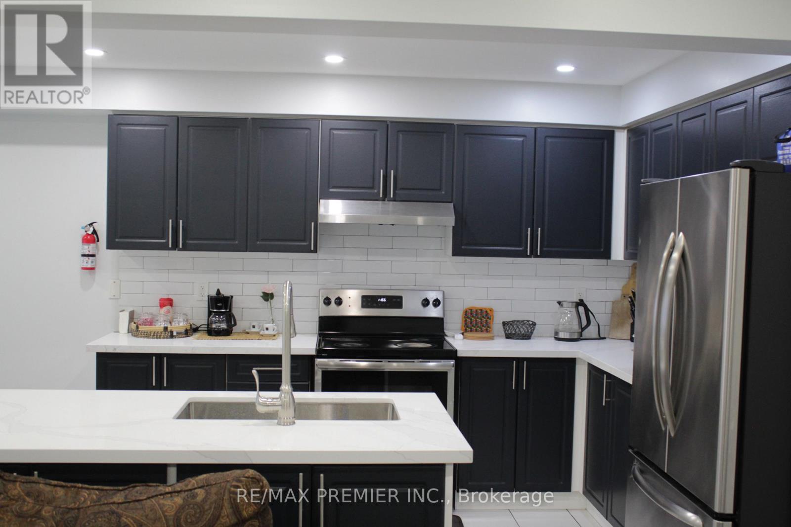 51 Mullholland Avenue, Cambridge, Ontario  N3H 5L5 - Photo 13 - X13414580
