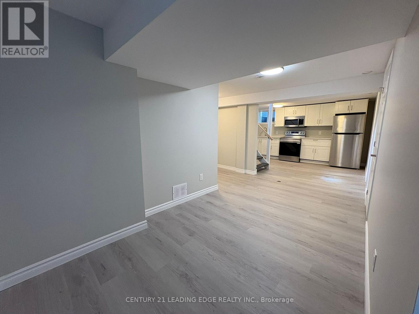 (Lower) - 22 Greenwood Avenue, Welland, Ontario  L3C 4B2 - Photo 5 - X13414784