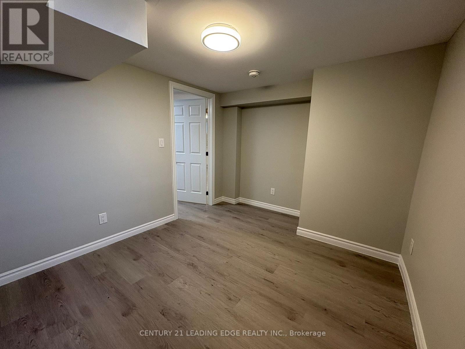 (Lower) - 22 Greenwood Avenue, Welland, Ontario  L3C 4B2 - Photo 6 - X13414784