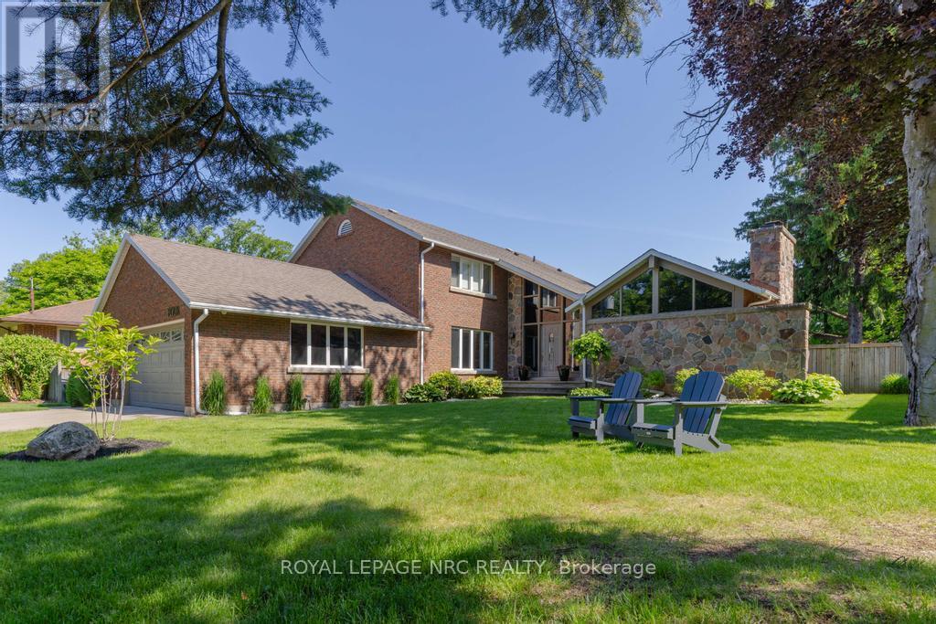 4 MAPLEWOOD DRIVE, St. Catharines, Ontario