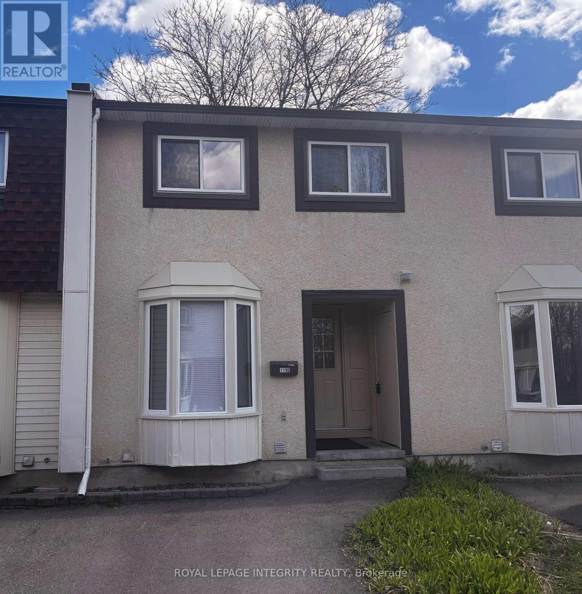 1196 PRIORY LANE, Ottawa, Ontario
