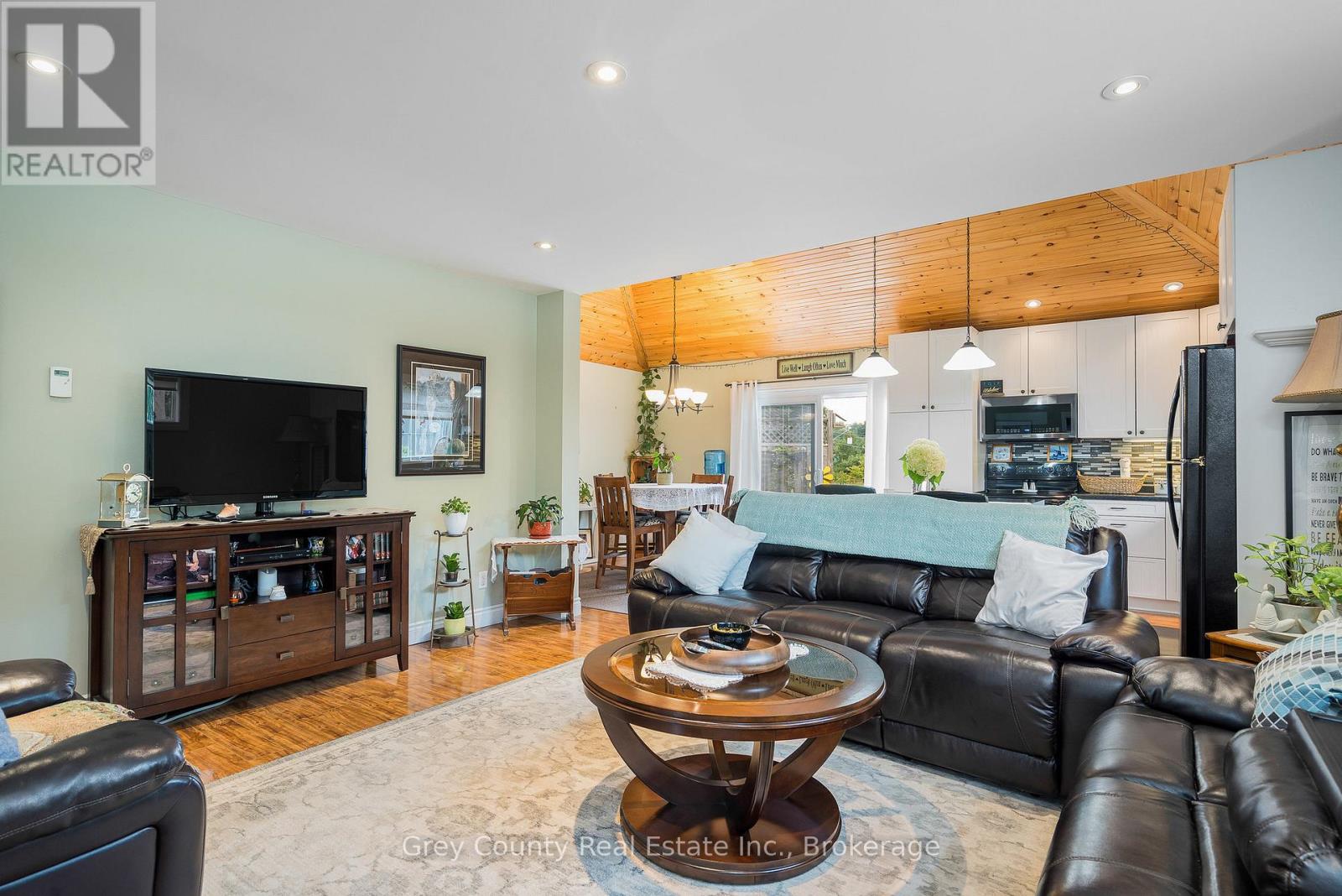 135260 9th Line, Grey Highlands, Ontario  N0C 1H0 - Photo 35 - X12802672