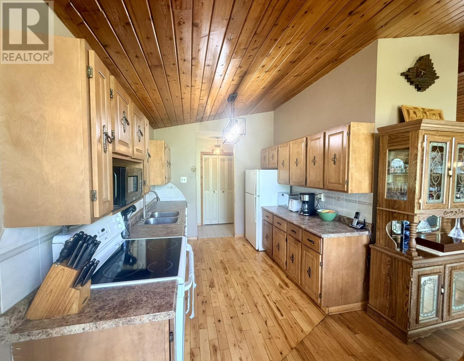 1402 Ottawa Street, Kenora, Ontario  P0X 1C0 - Photo 11 - TB2601379