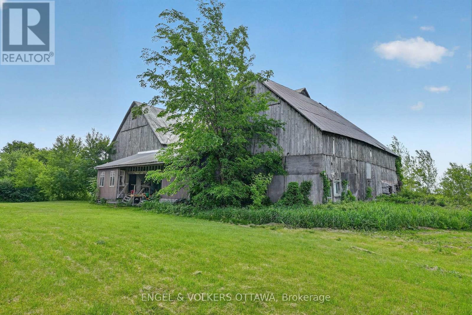14120 County Road 13, North Stormont, Ontario  K0A 1R0 - Photo 36 - X12965452