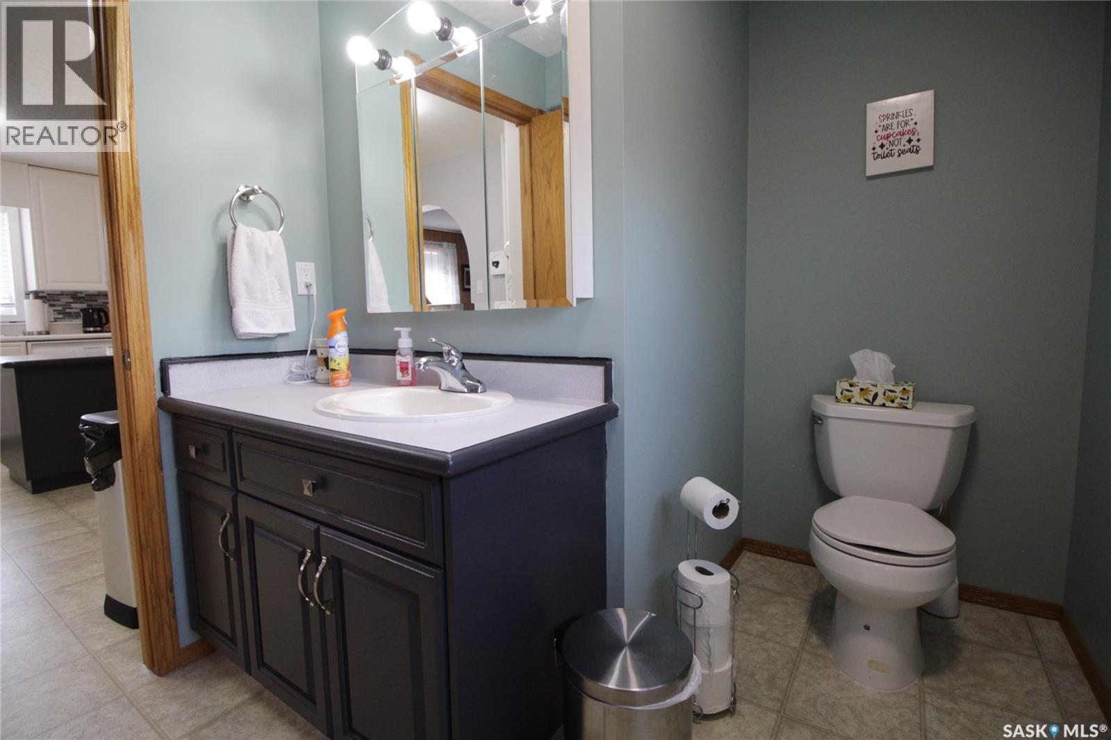 1023 Mountain Street, Moosomin, Saskatchewan  S0G 3N0 - Photo 20 - SK034632