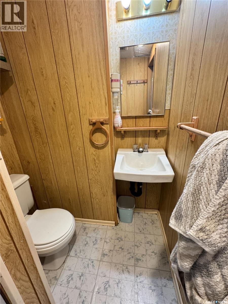 308 7th Avenue W, Biggar, Saskatchewan  S0K 0M0 - Photo 24 - SK038509