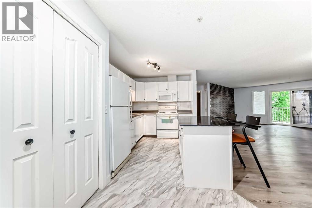2215, 6224 17 Avenue Se, Calgary, Alberta  T2A 7X8 - Photo 9 - A2316798