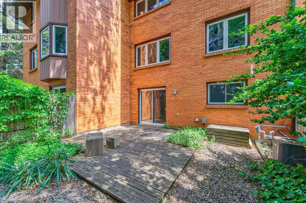 206 Candlewood Crescent Unit# 13, Waterloo, Ontario  N2L 5Y9 - Photo 43 - 40829158