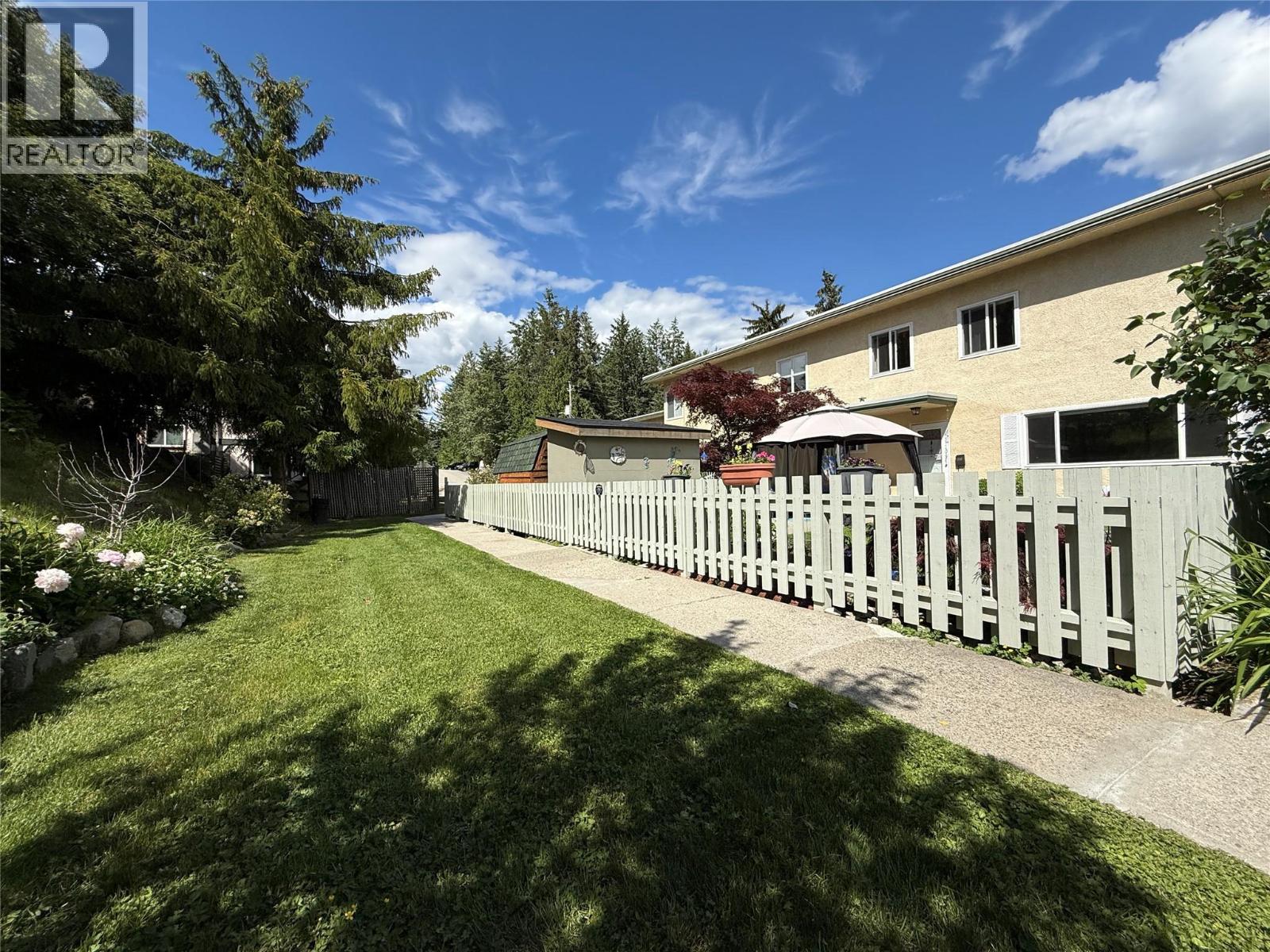 467 Richards Street W, Nelson, British Columbia V1L 3K2 - Photo 5 - 10390164