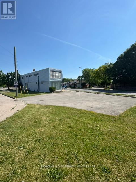 279 Niagara Street, St. Catharines, Ontario  L2M 4V8 - Photo 14 - X13086360