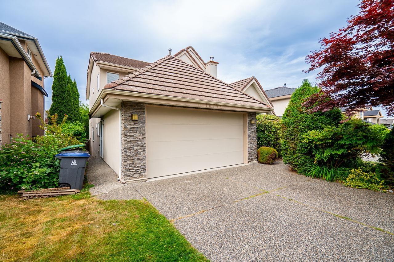 16995 104a Avenue, Surrey, British Columbia  V4N 3L9 - Photo 3 - R3111610