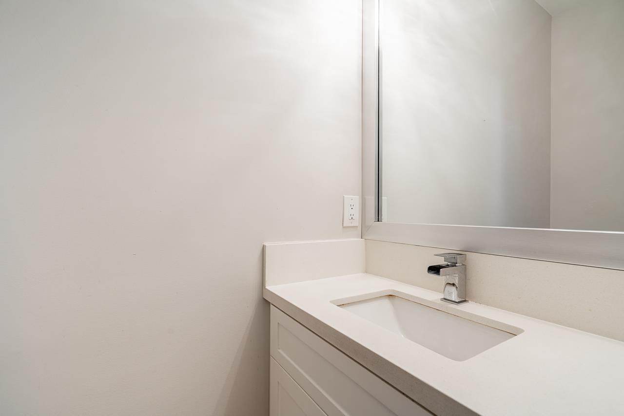 16995 104a Avenue, Surrey, British Columbia  V4N 3L9 - Photo 22 - R3111610