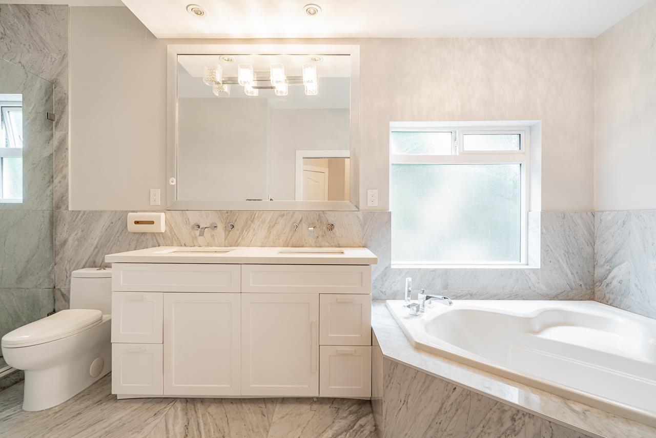 16995 104a Avenue, Surrey, British Columbia  V4N 3L9 - Photo 19 - R3111610