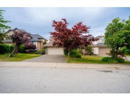 <div class="price">$1,528,000</div> 16995 104a Avenue, Surrey<br><div style="margin-bottom:8px;"><small>Sutton Premier Realty</small></div><div class='bed_bath'>5 Bed | 5 Bath</div>