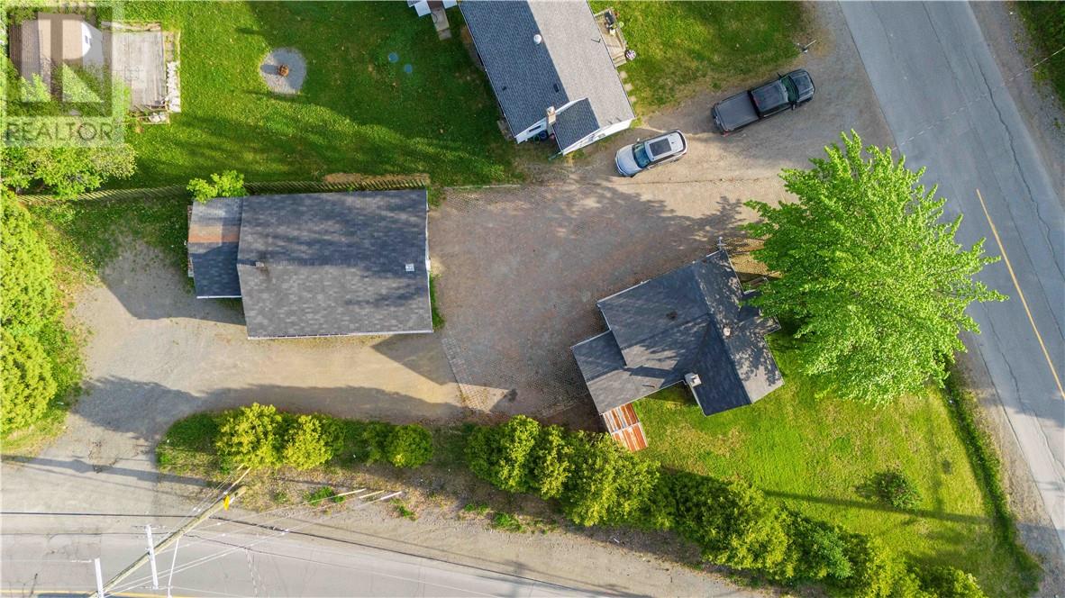 8 Moonlight Beach Road, Sudbury, Ontario  P3B 3V6 - Photo 4 - 2128357