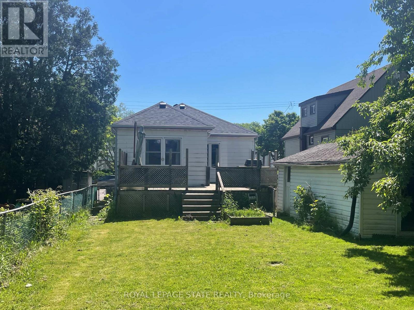 302 East 27th Street, Hamilton, Ontario  L8V 3G6 - Photo 37 - X12915314