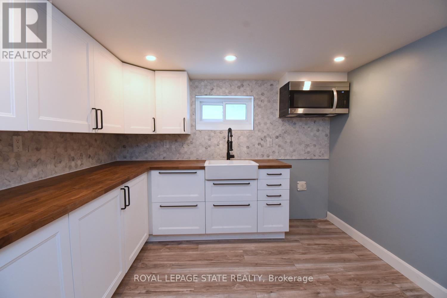 302 East 27th Street, Hamilton, Ontario  L8V 3G6 - Photo 26 - X12915314