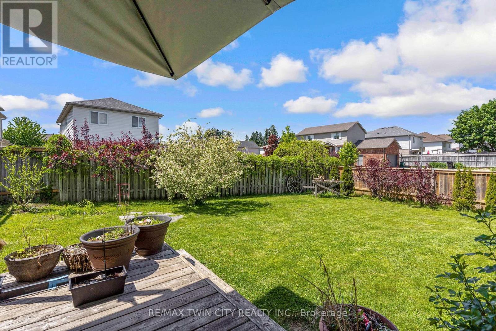 249 Wilderness Drive, Kitchener, Ontario  N2E 3R4 - Photo 38 - X13414510