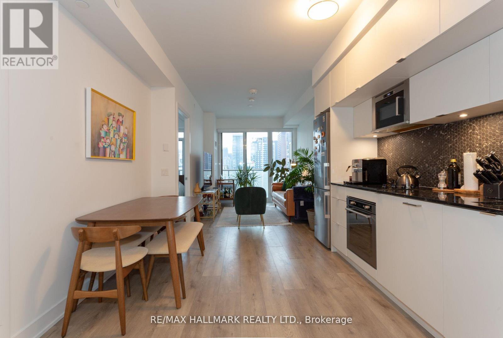 2109 - 575 Bloor Street E, Toronto, Ontario  M4W 0B2 - Photo 5 - C13414984