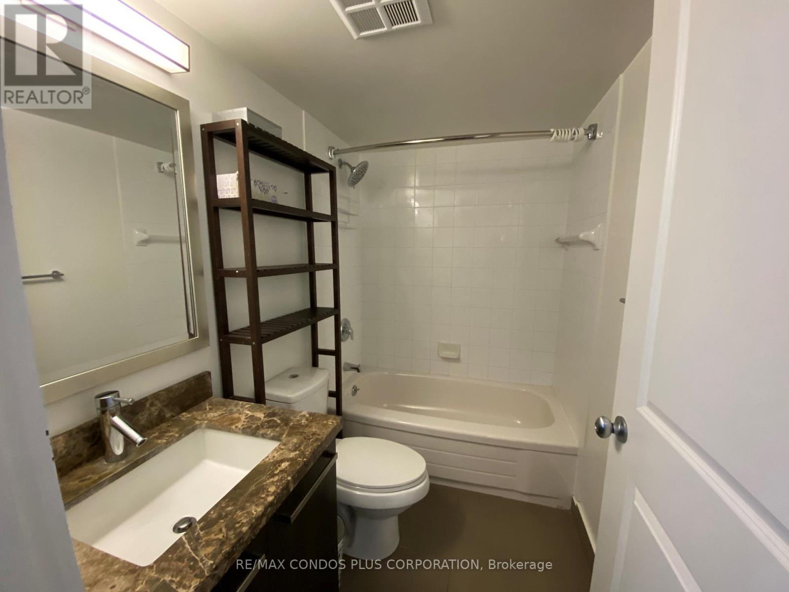 1411 - 11 St Joseph Street, Toronto, Ontario  M4Y 3G4 - Photo 14 - C13414988