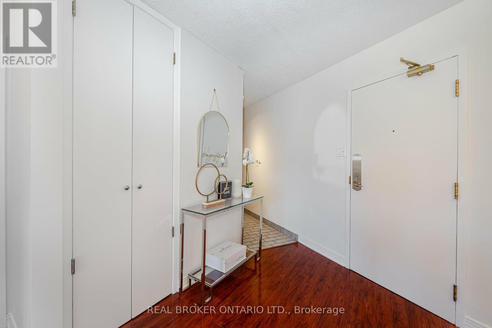 604 - 250 Queens Quay W, Toronto, Ontario  M5J 2N2 - Photo 6 - C13415058
