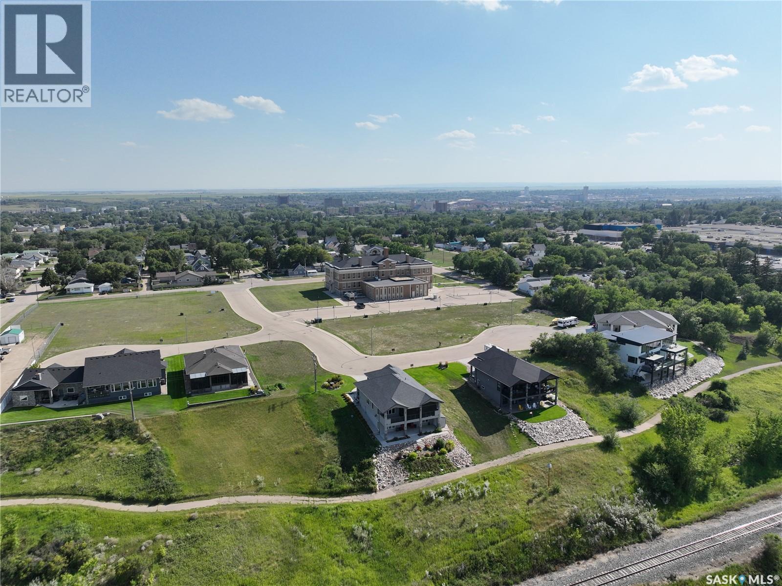 33 Copper Ridge Way, Moose Jaw, Saskatchewan  S6H 4R1 - Photo 20 - SK038636