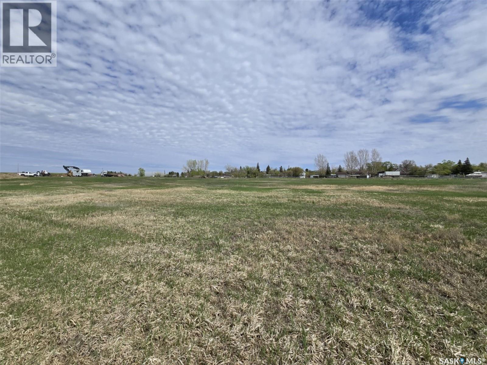 111 Saskatchewan Street, Mortlach, Saskatchewan  S0H 3E0 - Photo 3 - SK038356