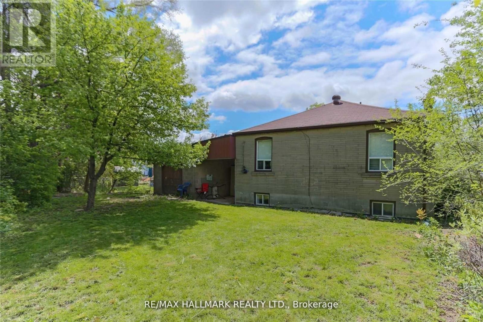56 Courton Drive, Toronto, Ontario  M1R 1K8 - Photo 13 - E13415062