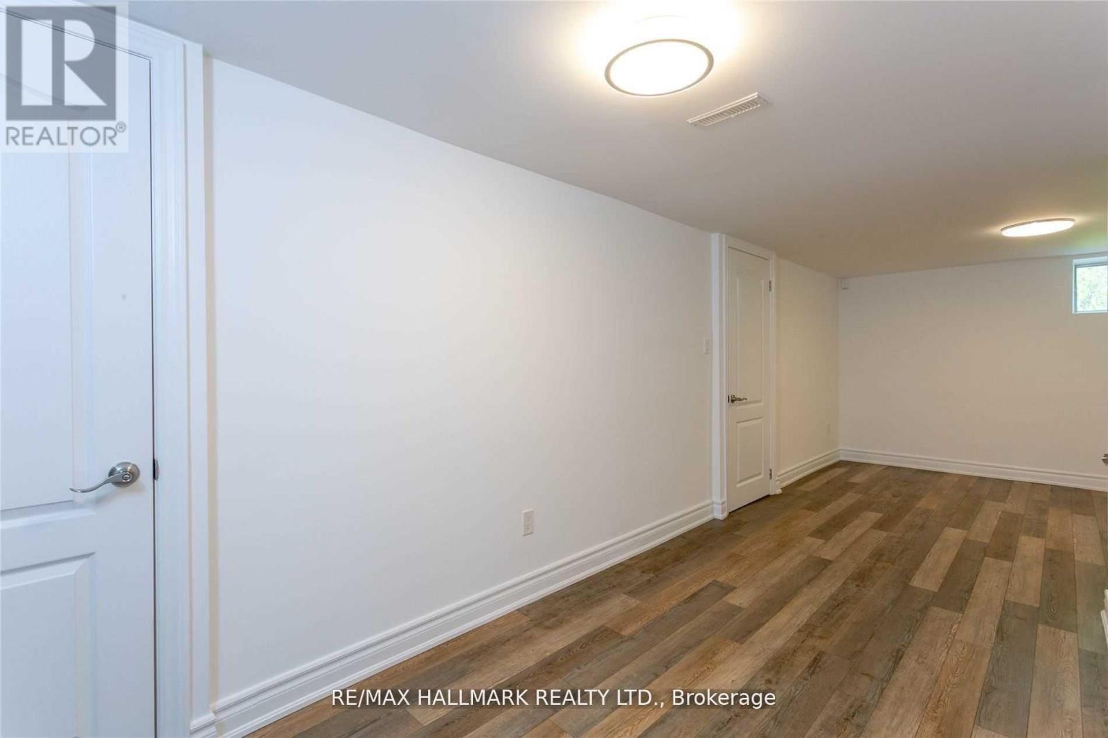 56 Courton Drive, Toronto, Ontario  M1R 1K8 - Photo 4 - E13415062