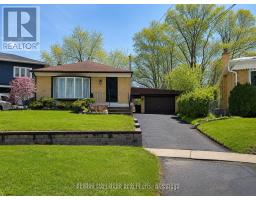 56 COURTON DRIVE, Toronto, Ontario