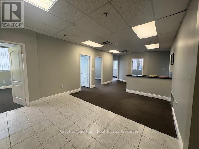 206 - 114 Dundas Street E, Whitby (Downtown Whitby), Ontario  L1N 2H7 - Photo 5 - E13415208