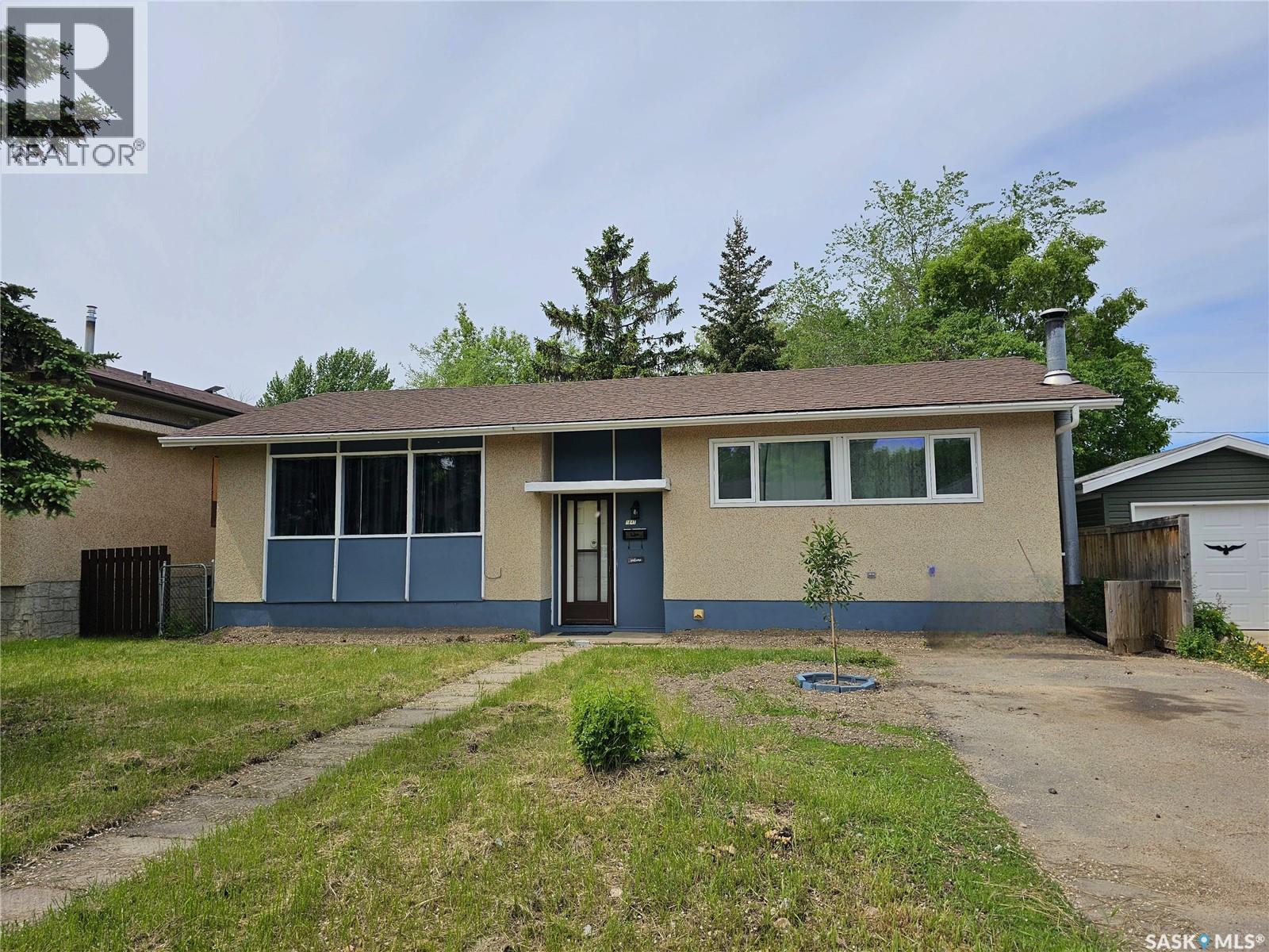 1641 103rd STREET, north battleford, Saskatchewan