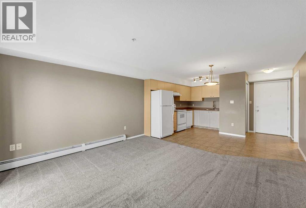 215, 1648 Saamis Drive NW, Medicine Hat, Alberta  T1C 4X1 - Photo 14 - A2317284
