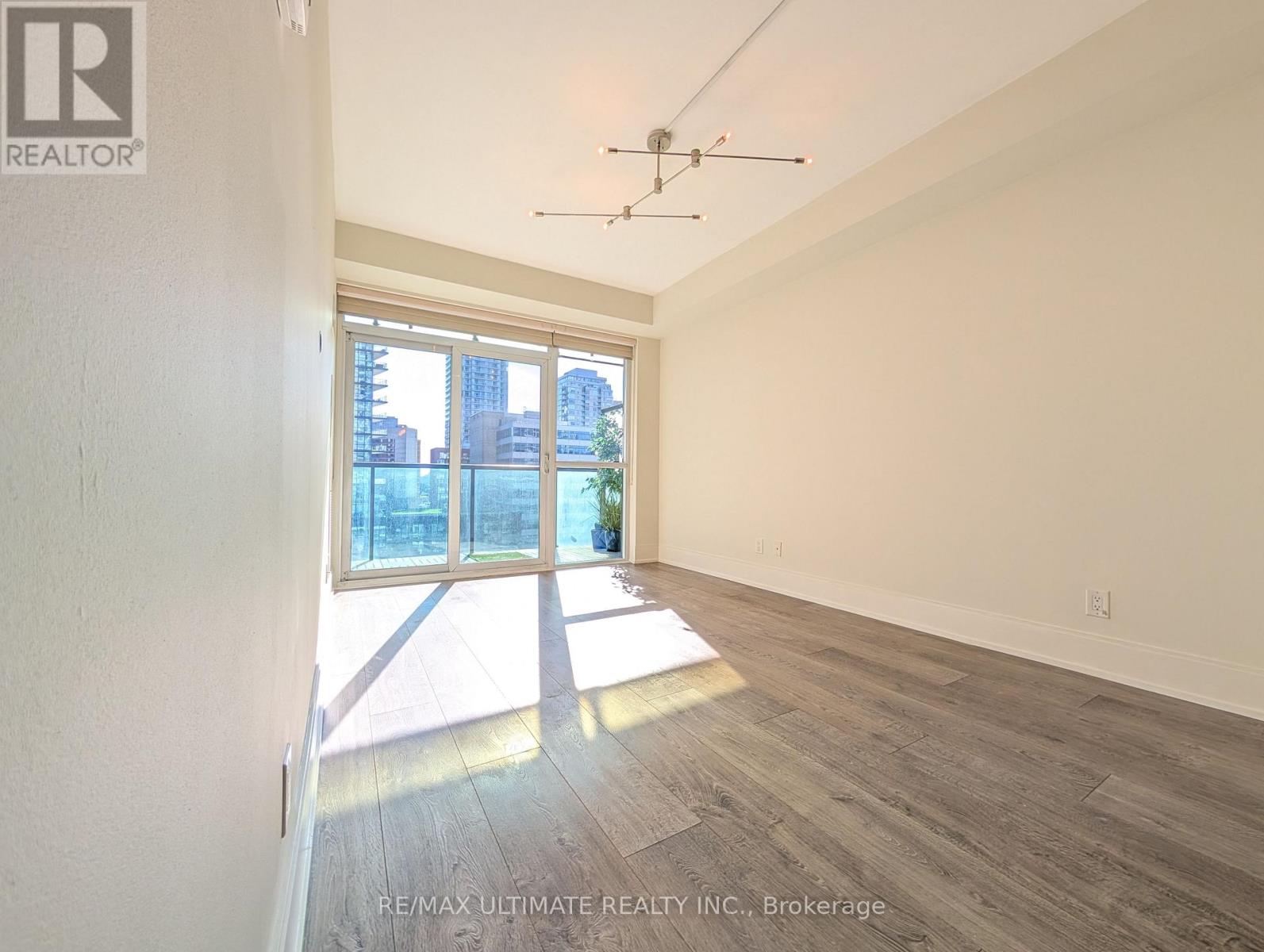 917 - 70 Roehampton Avenue, Toronto, Ontario  M4P 1R2 - Photo 13 - C13414350
