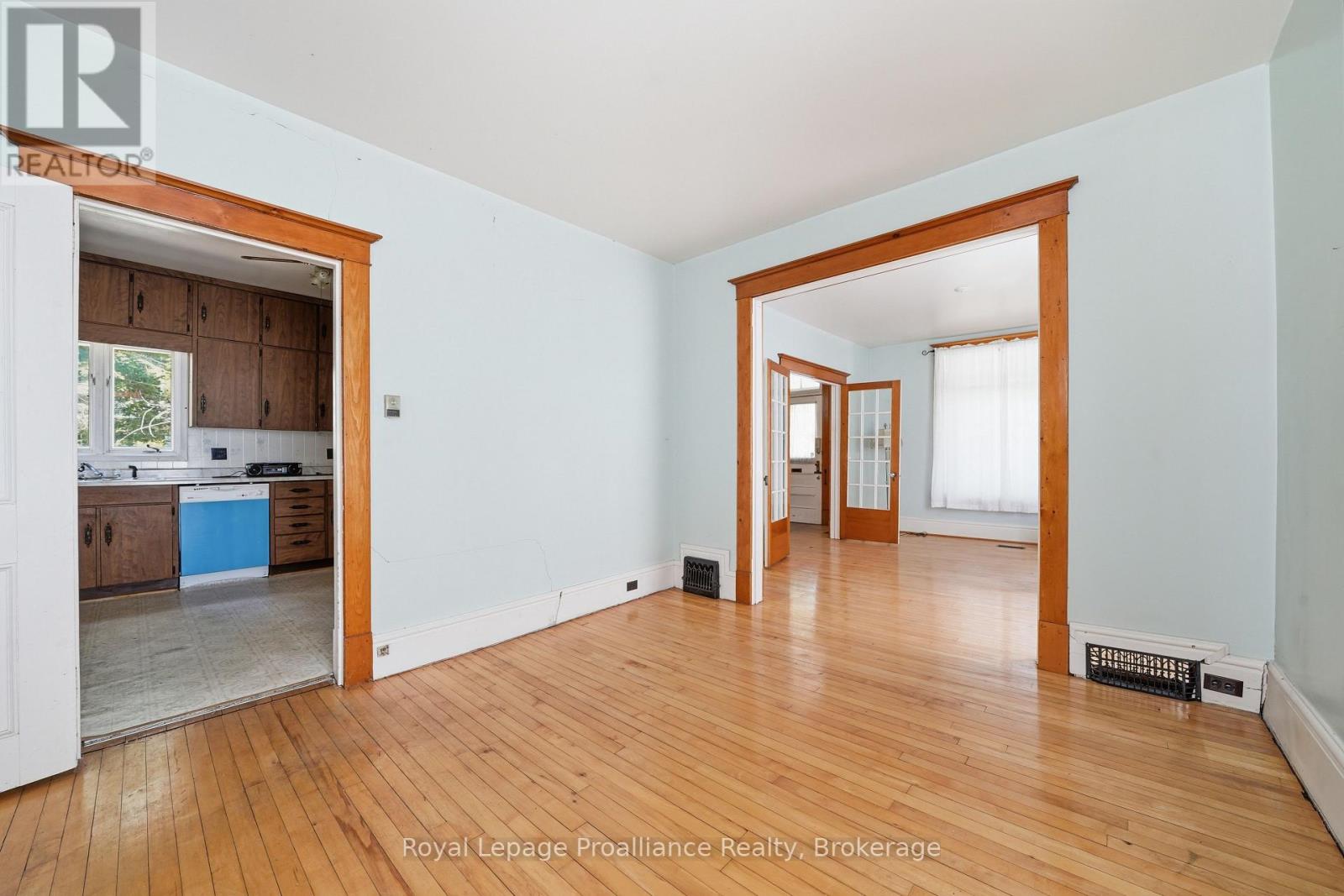 270 Ann Street, Belleville, Ontario  K8N 3L9 - Photo 10 - X13415408