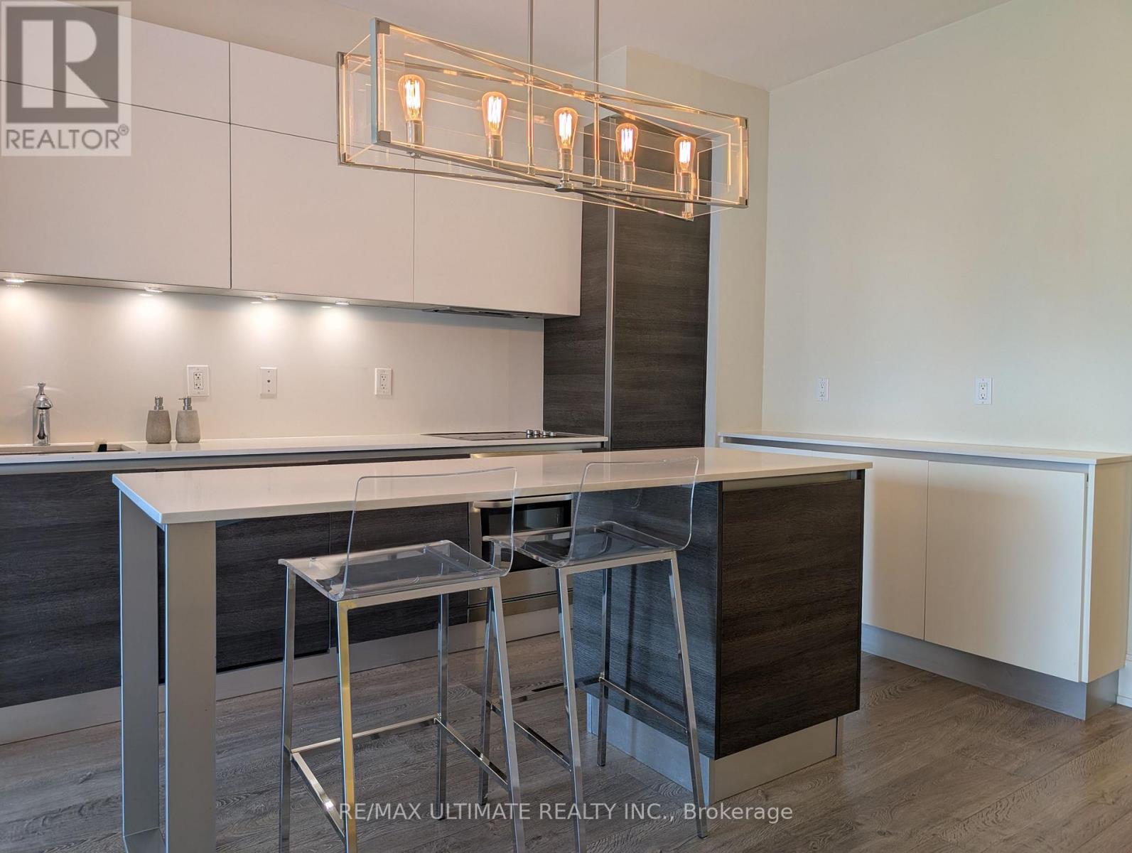 917 - 70 Roehampton Avenue, Toronto, Ontario  M4P 1R2 - Photo 7 - C13414350