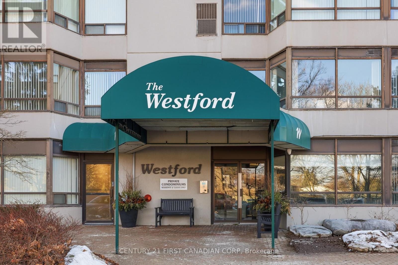 306 - 744 Wonderland Road S, London South, Ontario  N6K 4K3 - Photo 2 - X13415196