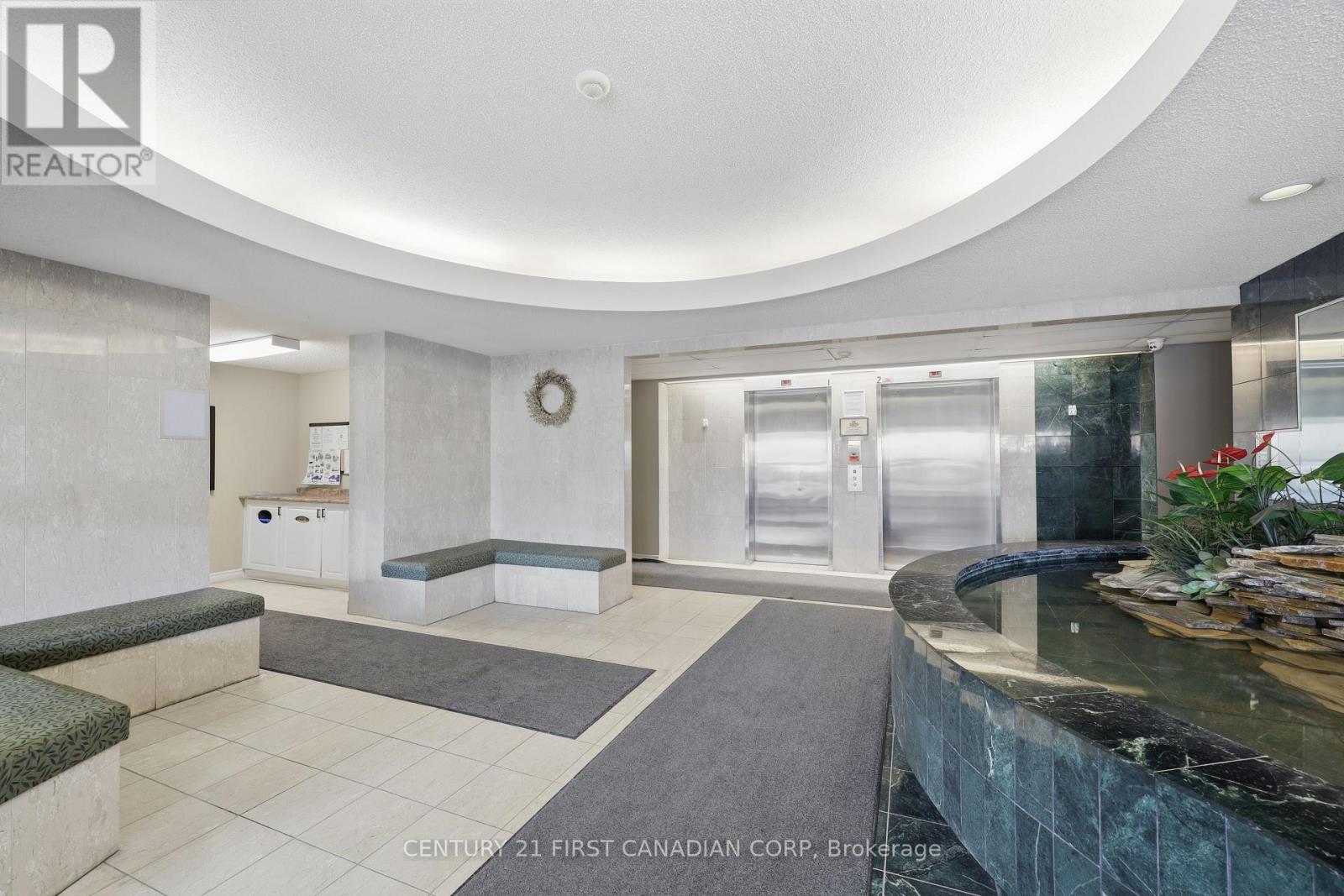306 - 744 Wonderland Road S, London South, Ontario  N6K 4K3 - Photo 3 - X13415196