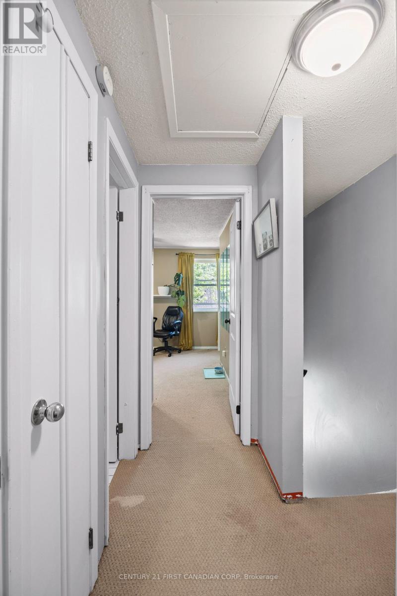 453 Wilkins Street, London South, Ontario  N6C 5B5 - Photo 14 - X13415248