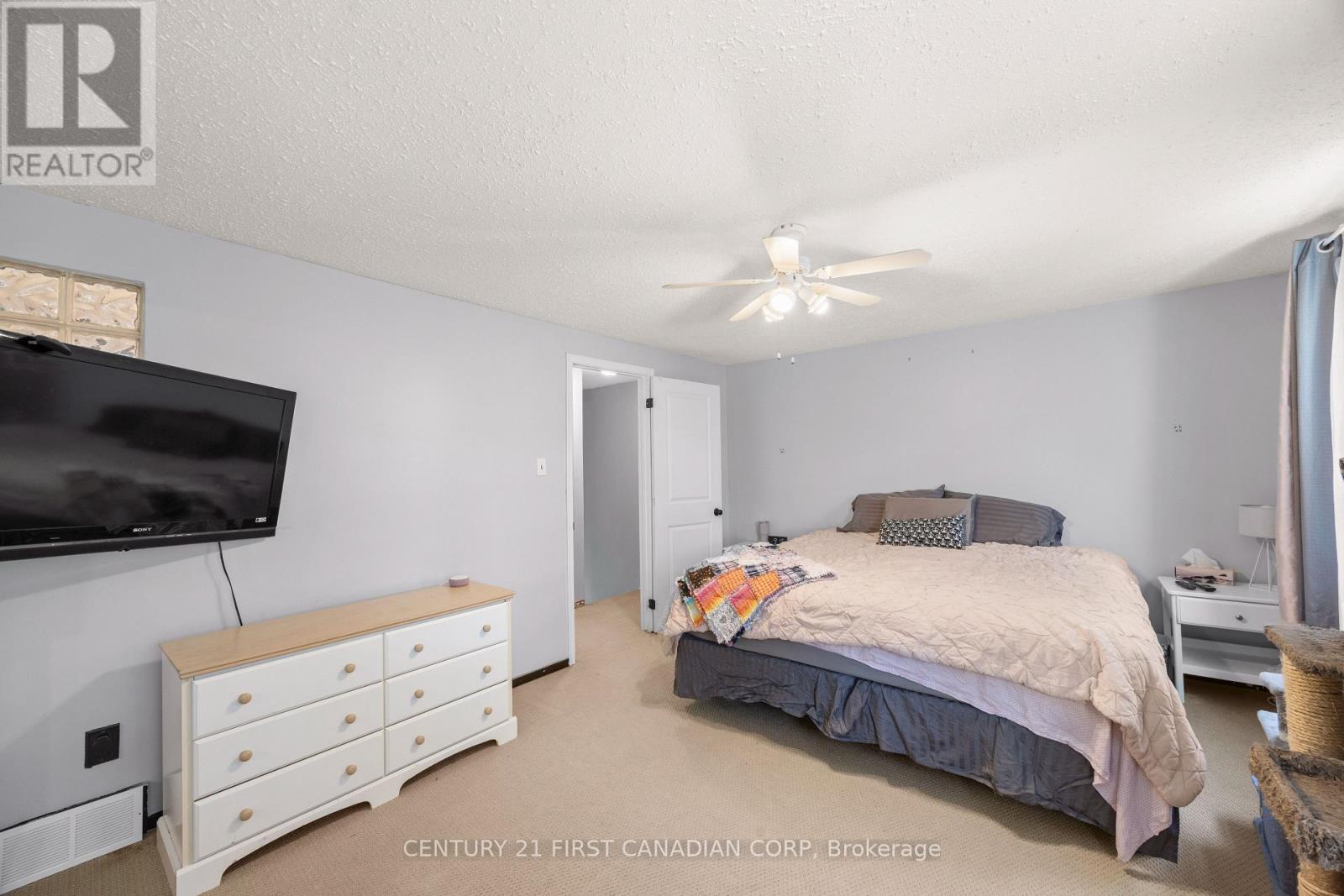 453 Wilkins Street, London South, Ontario  N6C 5B5 - Photo 19 - X13415248