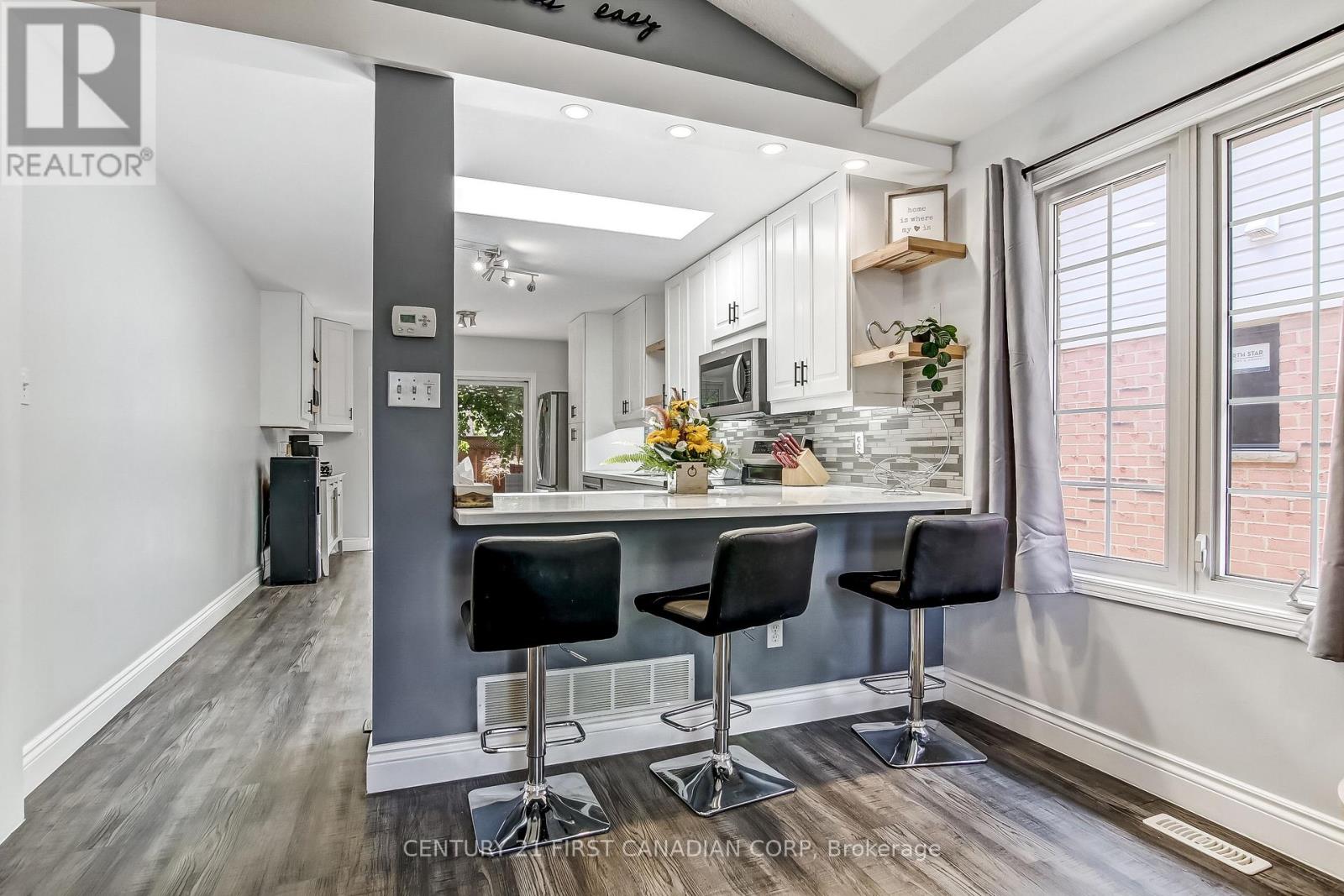 10 Steeplechase Court, St. Thomas, Ontario  N5R 6H4 - Photo 7 - X13415318