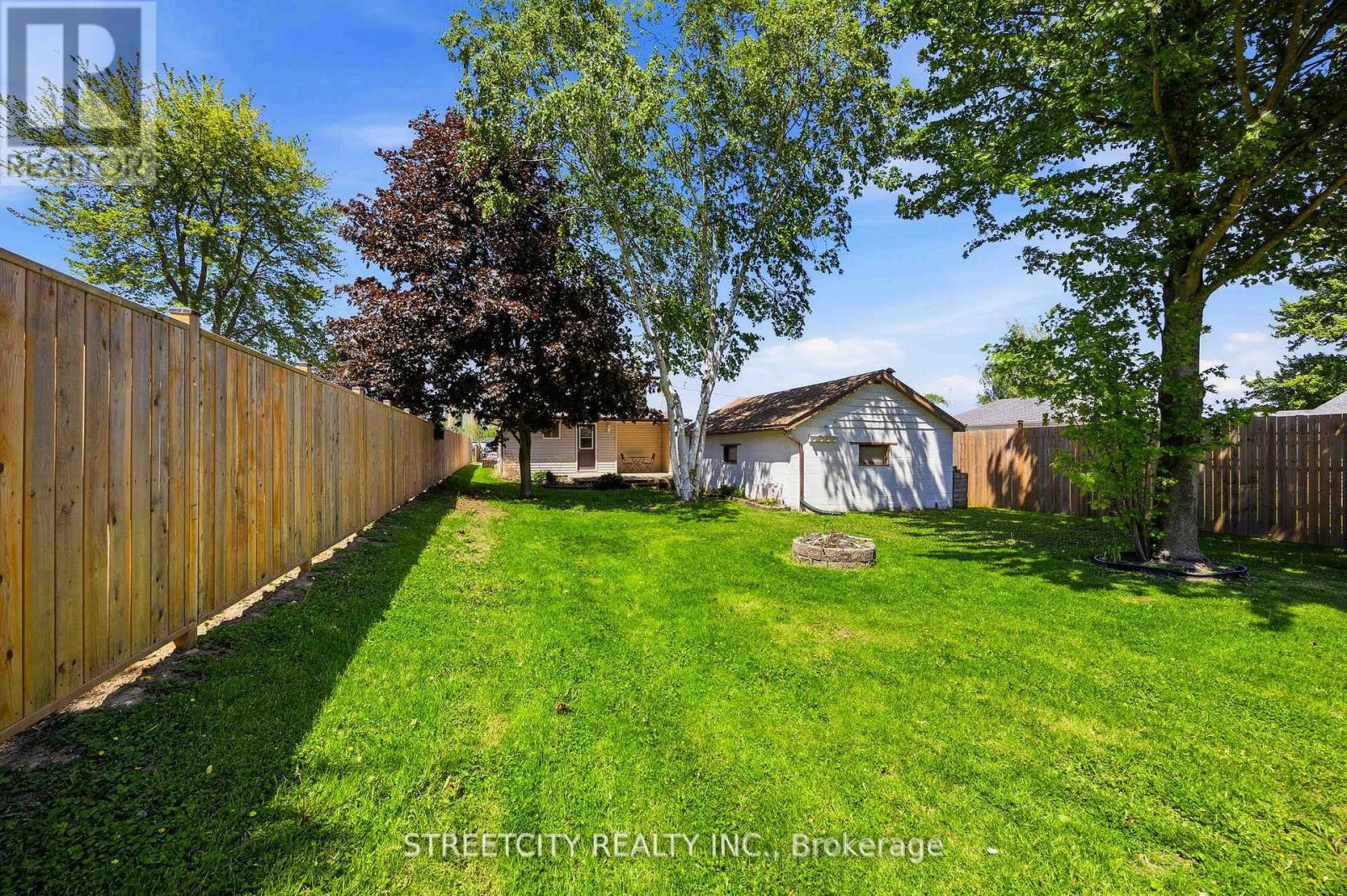 502 Plympton Street, Plympton-Wyoming, Ontario  N0N 1T0 - Photo 31 - X13415398